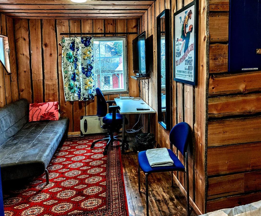 120 Yrs. Old Log House In Kuopio City Centre Dış mekan fotoğraf
